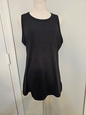 Long Women's Black Ribbed Tank